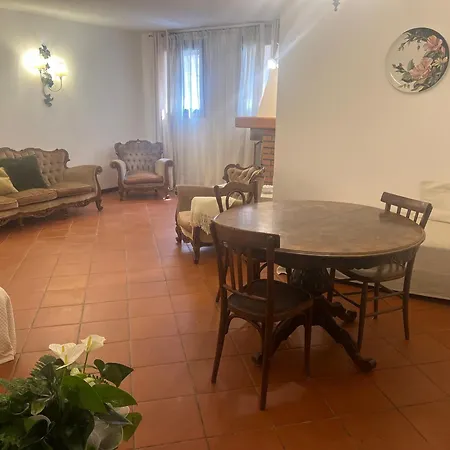 Rosa Апартаменты Борсо-дель-Граппа